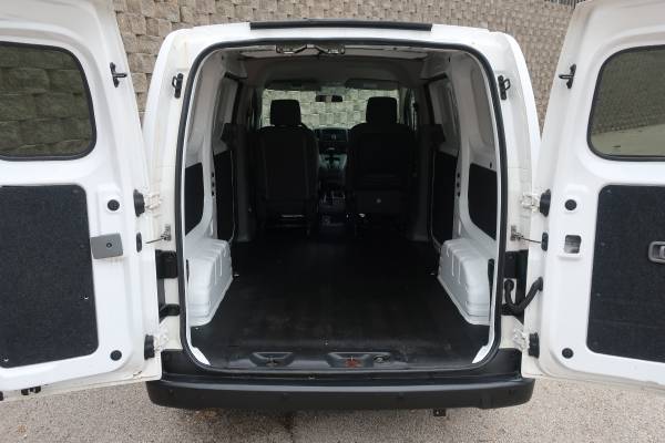 2015 Chevrolet City Express LT Cargo Van - - by dealer for sale in FOX RIVER GROVE, IL – photo 7