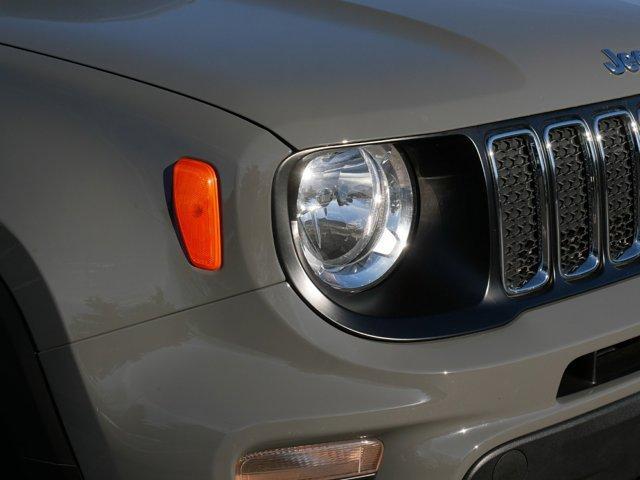 2021 Jeep Renegade Latitude for sale in Burnsville, MN – photo 13