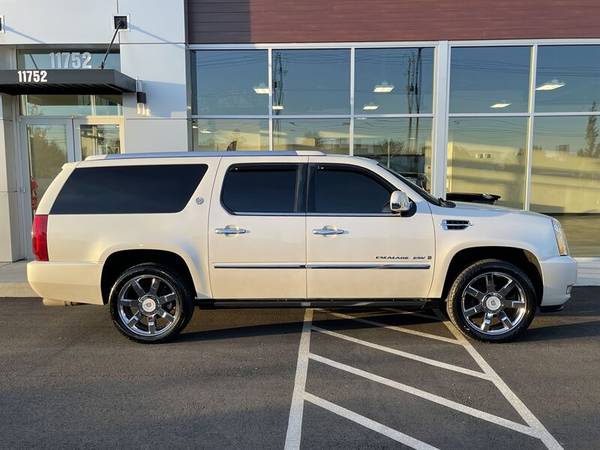 2007 Cadillac Escalade ESV AWD Low Miles! New Tires! for sale in Boise, ID – photo 10