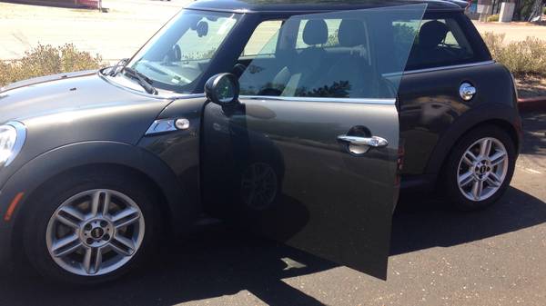 2012 Mini Cooper S - cars & trucks - by owner - vehicle automotive... for sale in Tujunga, CA – photo 2