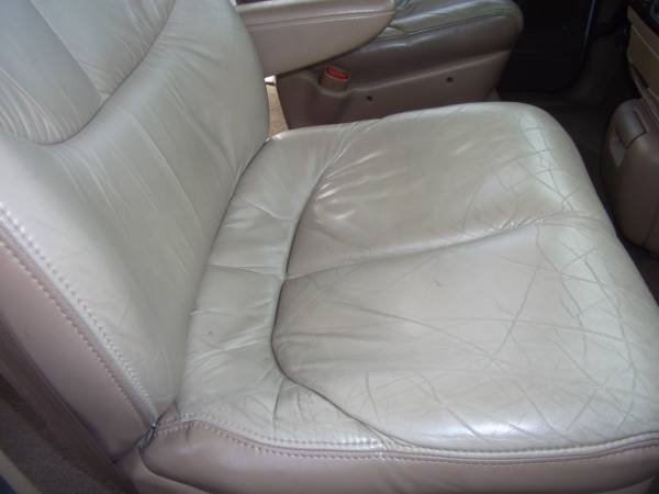1998 CHRYSLER TOWN AND COUNTRY LXI VAN LOW MILES LEATHER IMPRESSIVE... for sale in Seattle, WA – photo 8