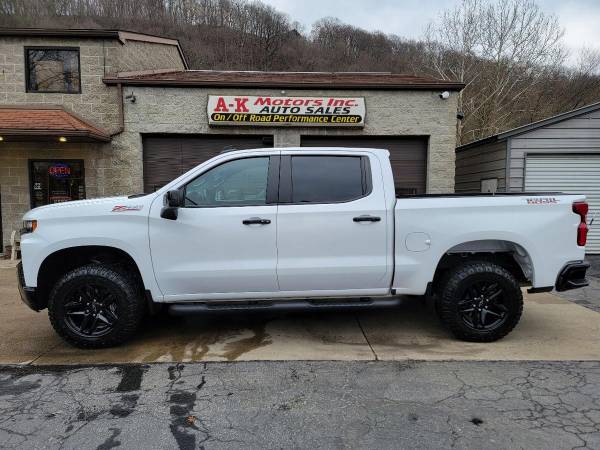2020 Chevrolet Chevy Silverado 1500 LT Trail Boss 4x4 4dr Crew Cab for sale in Vandergrift, PA – photo 5