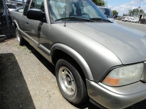 2001 GMC SONOMA EXT CAB PICKUP GETTIN HARD TO FIND! for sale in Gridley, CA – photo 2