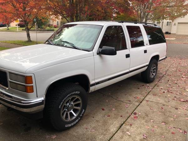 1999 GMC Suburban for sale in Keizer , OR