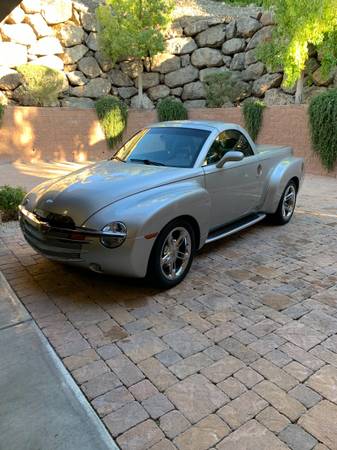 Show Car 2004 CHEVY SSR / SHOW CAR - cars & trucks - by owner -... for sale in Clovis, CA