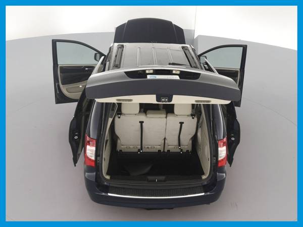 2014 Chrysler Town and Country Touring-L Minivan 4D van Blue for sale in NEWARK, NY – photo 18