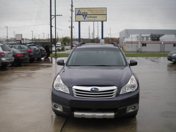 2011 Subaru Outback 2 5i Limited - All Wheel Drive for sale in Holland , MI – photo 8