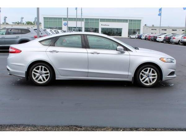 2014 Ford Fusion sedan SE Green Bay for sale in Green Bay, WI – photo 2