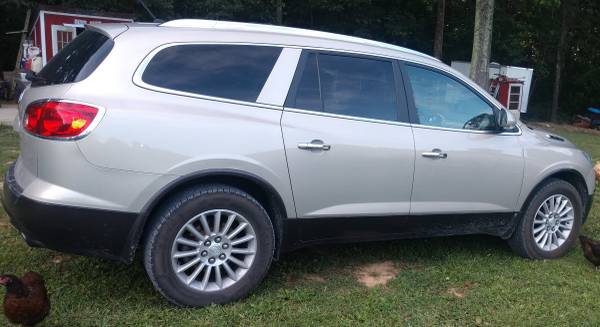 2009 Buick Enclave CXL for sale in Cumberland, OH – photo 12