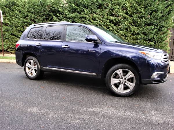 ** 2012 TOYOTA HIGHLANDER * LIMITED * - cars & trucks - by dealer -... for sale in Brooklyn, NY – photo 3