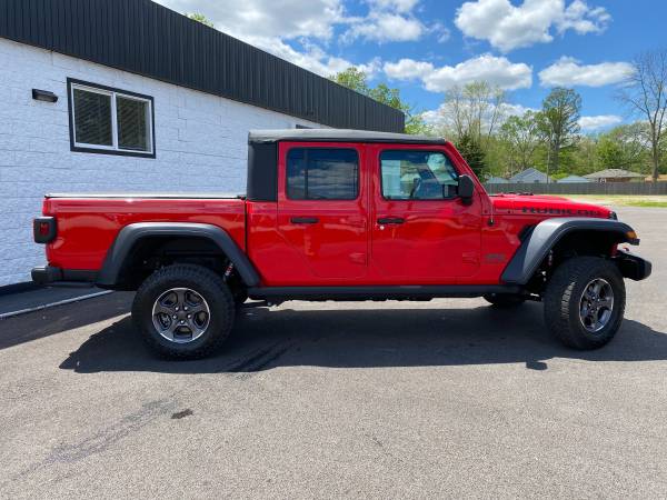2020 JEEP GLADIATOR RUBICON 4X4 4DR CREW CAB 5 0 FT SB - cars & for sale in Springfield, IL – photo 3