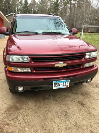 2004 Chevy Suburban Z71 - cars & trucks - by owner - vehicle... for sale in Bemidji, MN – photo 3