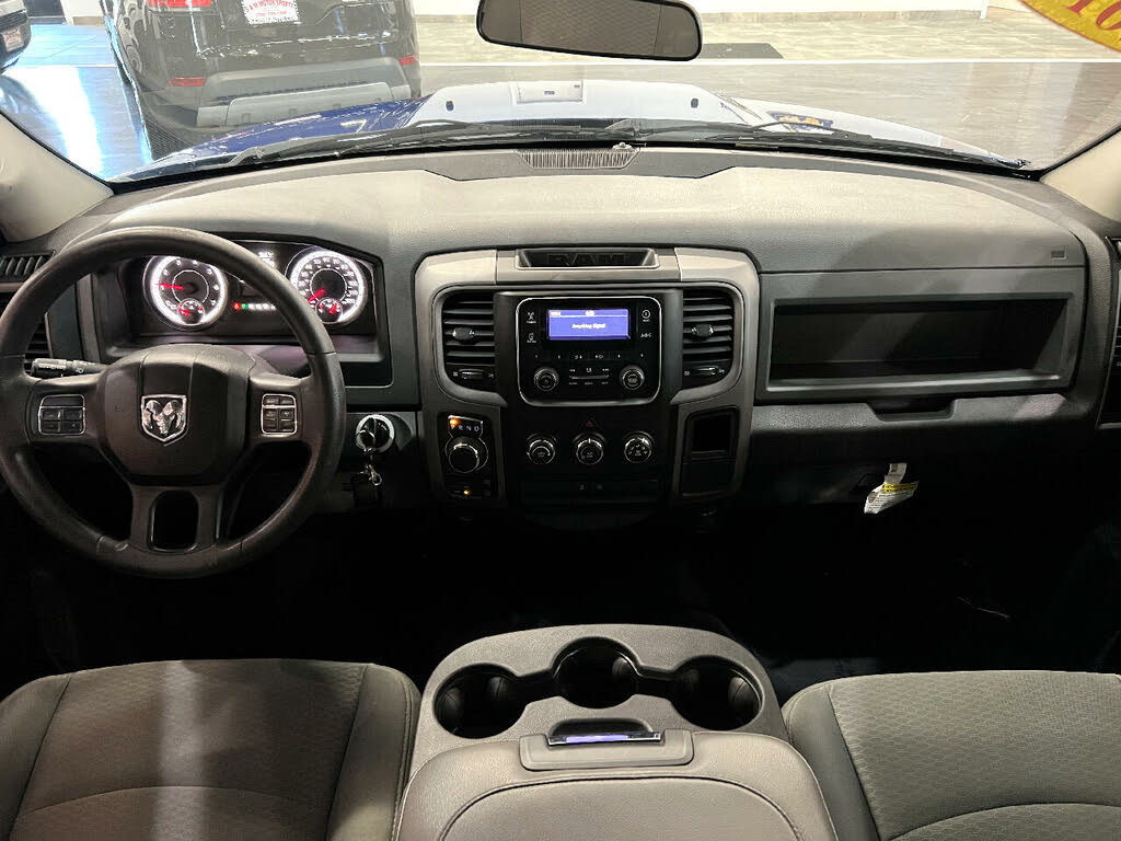 2015 RAM 1500 Express Quad Cab 4WD for sale in Hickory Hills, IL – photo 12