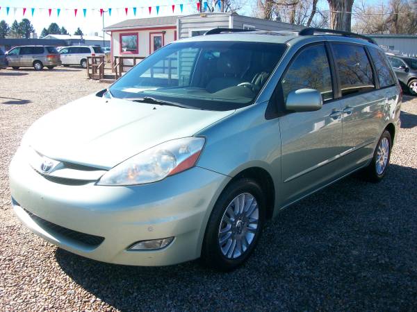 2010 Toyota Sienna XLE for sale in Loveland, CO – photo 2