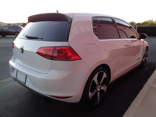2016 Volkswagen GTI S 2-Dr ONLY 85K MILES-6SPEED-BACK UP CAM for sale in Fairborn, OH – photo 5