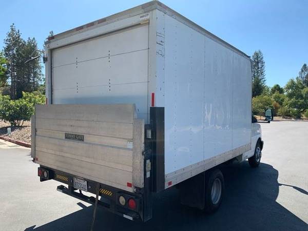 2011 Chevrolet Express G3500 Box Truck with Tommy Lift + Clean Title + for sale in Walnut Creek, CA – photo 6