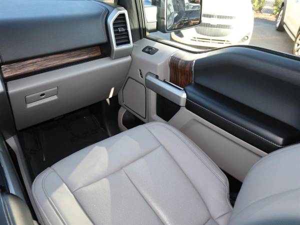 2019 Ford F-150 LARIAT 2WD SuperCrew 5.5' Box for sale in Spring Hill, FL – photo 17
