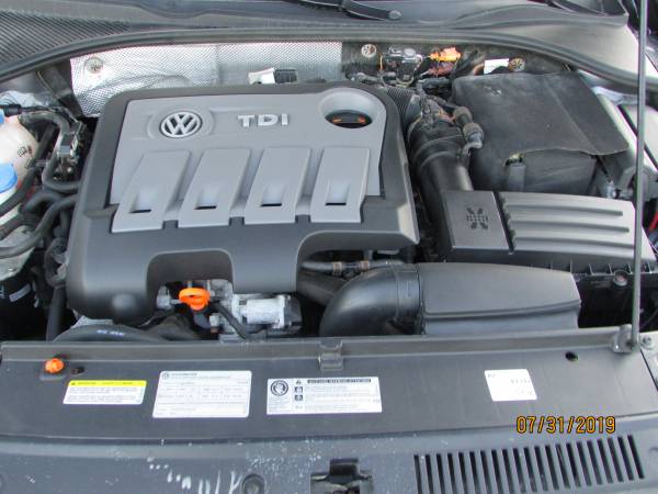 2012 Gray VW Passat SE 2.0 TDI 4dr. Automatic for sale in BLUFFTON, IN – photo 7