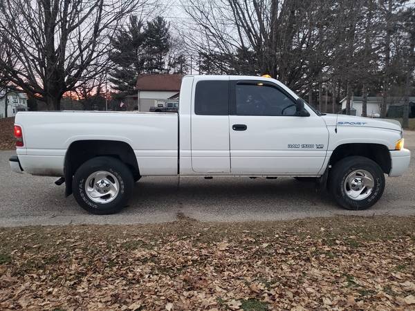 1999 Dodge Ram Pickup 1500 ST Pickup - - by dealer for sale in New London, WI – photo 6