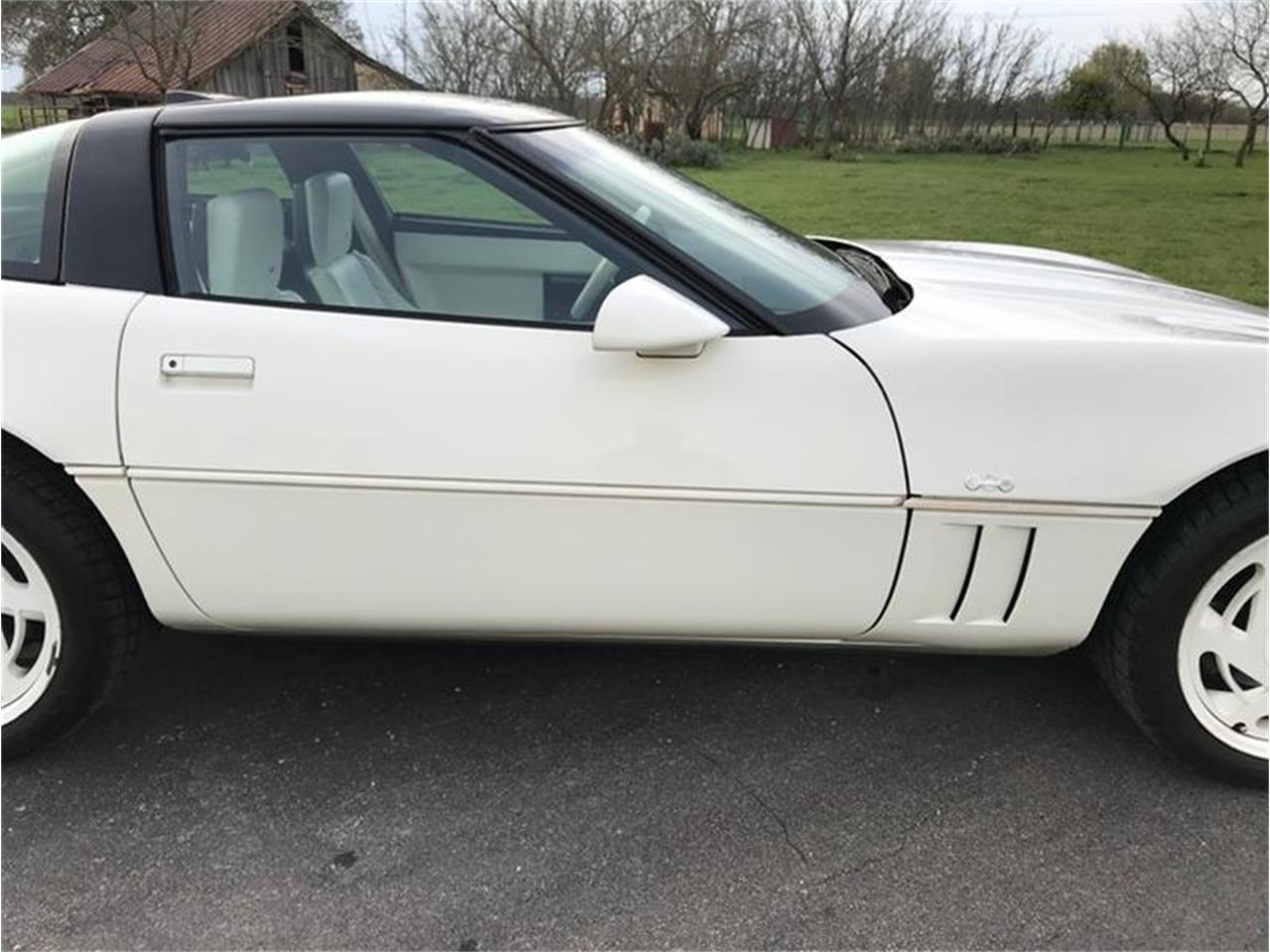 1988 Chevrolet Corvette for sale in Fredericksburg, TX – photo 21