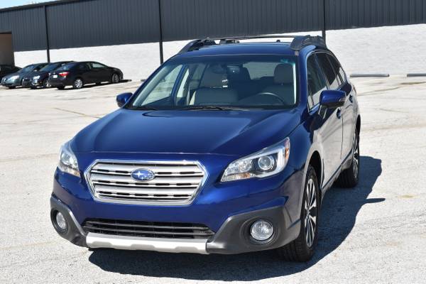 2017 Subaru Outback 2.5I Limited AWD ***33K MILES ONLY*** - cars &... for sale in Omaha, IA – photo 6