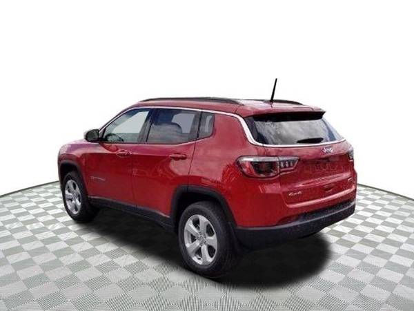 2020 Jeep Compass Latitude 4x4 - - by dealer - vehicle for sale in Yorkville, NY – photo 3