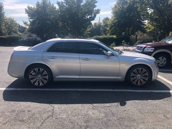 2012 Chrysler 300 S for sale in Boyds, MD – photo 5