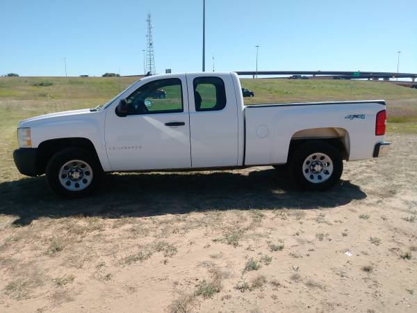 2009 Chevrolet Short Bed 4X4 Extended Cab for sale in Lubbock, TX