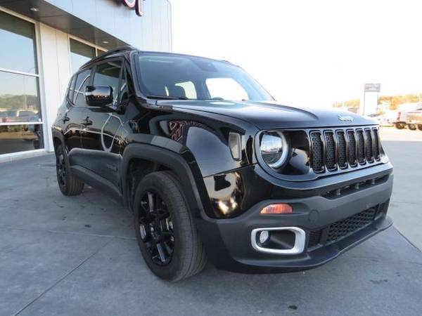 2020 Jeep Renegade Latitude Sport Utility 4D 4-Cyl, MultiAir for sale in Omaha, NE – photo 9
