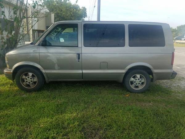 Great 2003 Chevy Astro Van- AC! for sale in Seminole, FL – photo 2