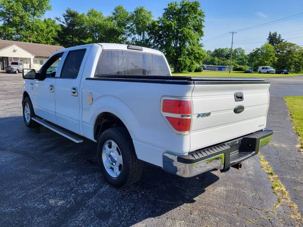 2011 Ford F150 XLT 2 Wheel Drive - - by dealer for sale in Austintown, OH – photo 3