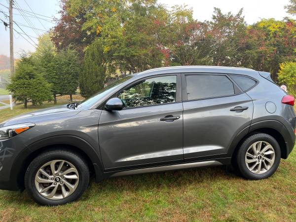 2016 HYUNDAI TUCSON SE X CLEAN 1 OWNER WELL MAINTAINED - cars for sale in East Longmeadow, MA