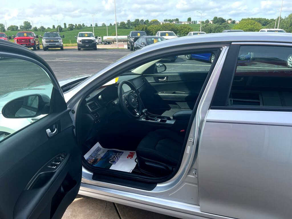 2018 Kia Optima LX for sale in Dodgeville, WI – photo 9