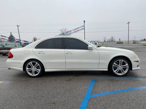 2009 Mercedes Benz E350 4 Matic Moon Roof Navigation Leather 193k for sale in Auburn, IN – photo 10