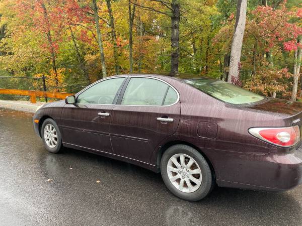 2004 Lexus ES330 w/ warranty 72k miles rare to find - cars & trucks... for sale in Stoughton, MA – photo 2