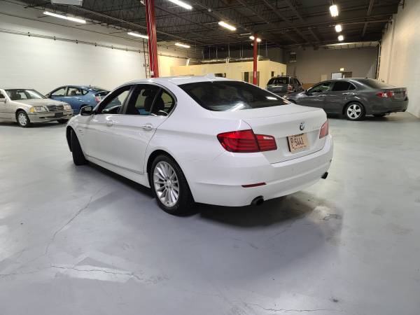 2012 BMW 535xi Luxury Line Alpine White 88k miles Carfax Value... for sale in Northbrook, IL – photo 5