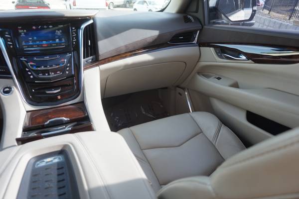 2015 CADILLAC Escalade Premium SUV - - by dealer for sale in Auburn, ME – photo 15
