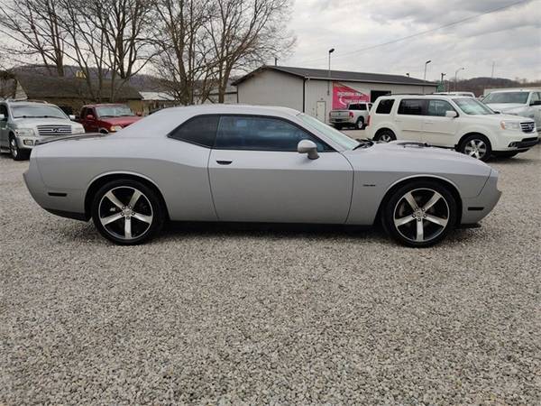 2014 Dodge Challenger R/T - - by dealer - vehicle for sale in Chillicothe, OH – photo 4