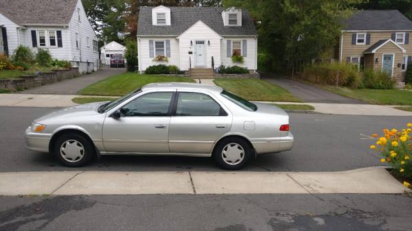 2000 Toyota Camry for sale in West Hartford, CT – photo 9