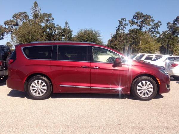 2019 Chrysler Pacifica Touring L Extra Low 8K Miles Factory... for sale in Sarasota, FL – photo 3