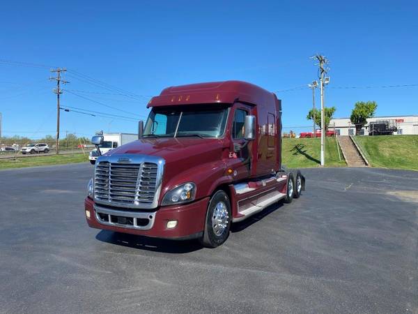 2016 Freightliner Sleeper Tractor - - by dealer for sale in Charlotte, NC