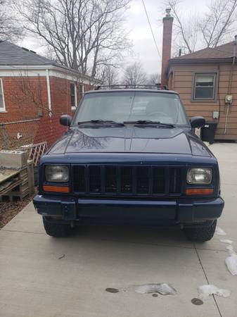 2001 Jeep Cherokee Limited for sale in Saint Clair Shores, MI