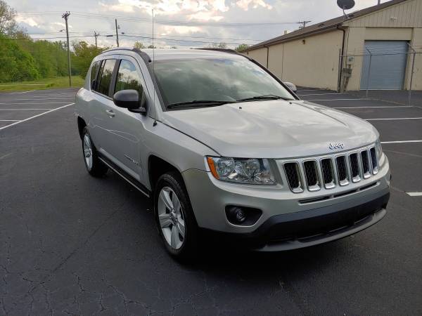 2011 jeep compass, 4x4 , heated seats for sale in Conover, NC – photo 7