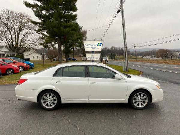 2005 Toyota Avalon Limited 4dr Sedan - - by dealer for sale in Wrightsville, PA – photo 8