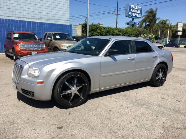 2006 Chrysler 300. - Financing Options Available! for sale in Van Nuys, CA