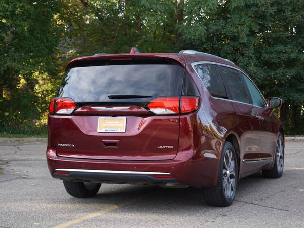 2018 Chrysler Pacifica Limited for sale in Walled Lake, MI – photo 9