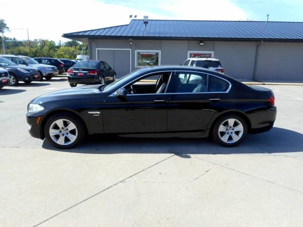2012 BMW 5 Series 4dr Sdn 528i xDrive AWD - - by for sale in Marion, IA – photo 4
