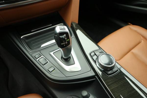2014 BMW 335i xDrive - nav, xenon, keyless, heads-up, we finance for sale in Middleton, MA – photo 17