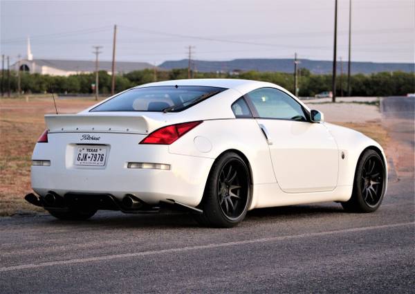 2004 Nissan 350z Manual - cars & trucks - by owner - vehicle... for sale in Abilene, TX – photo 3