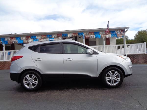 2012 Hyundai Tucson GLS Loaded UP Very Low Miles Nice SUV for sale in Rustburg, VA – photo 8